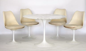 Table et chaises «Tulip»