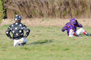 04/01/2011 PAU PRIX DE BIDART - PELOTON A CHUTE;OBSTACLE MASSINOT Samuel ;LESOT Davy