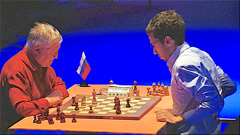 Laurent Fressinet à New in chess : Le meilleur endroit au monde pour les  Echecs, la Corse !